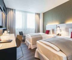 Spielbank Berlin Ku'damm: Deluxe Two Single Beds