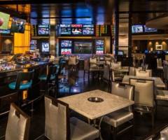 Planet Hollywood Resort & Casino Las Vegas: Ringer Wings, Pizza & Sliders Sports Bar